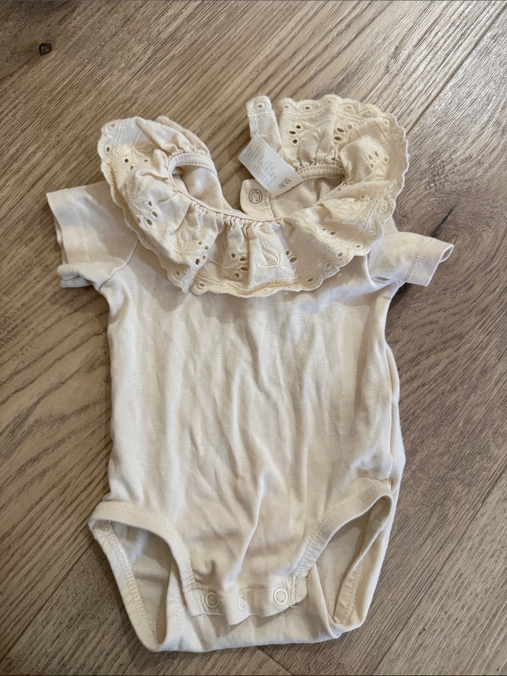 H&M Cream Eyelet Ruffle Collar Baby Bodysuit